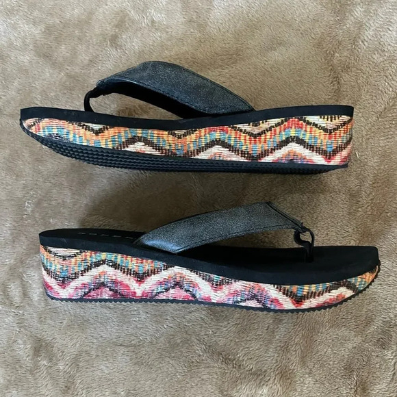 EUC Roper Wave‎ Low Wedge Sandal Women's Size 9 - Picture 2 of 9